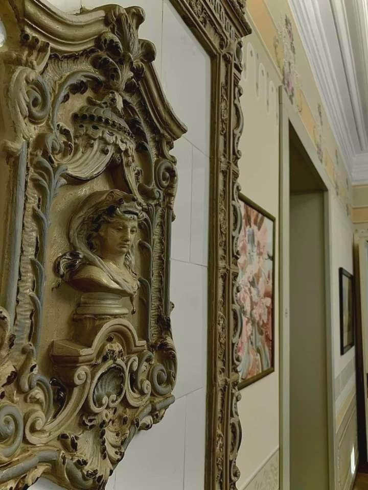 Boutique Hotel Argo Кутаиси Екстериор снимка