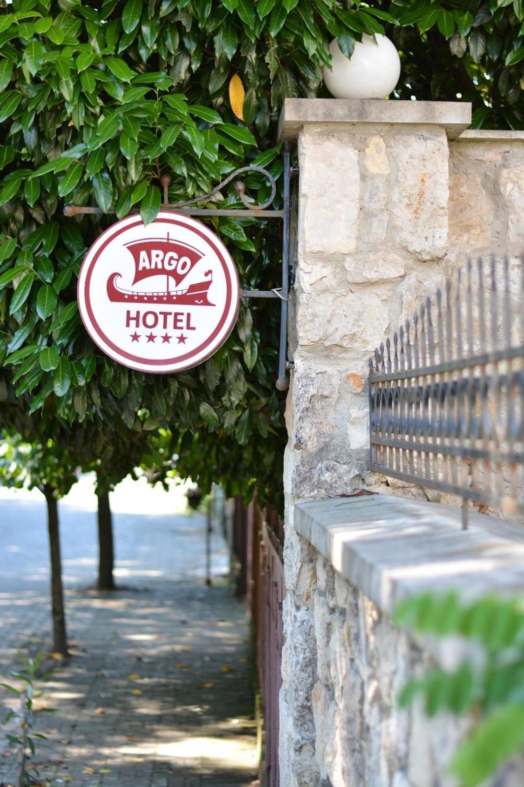 Boutique Hotel Argo Кутаиси Екстериор снимка
