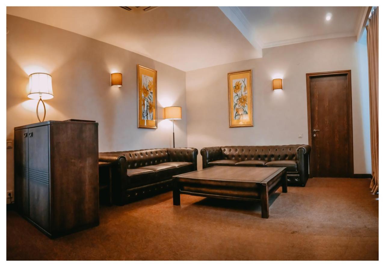 Boutique Hotel Argo Кутаиси Екстериор снимка